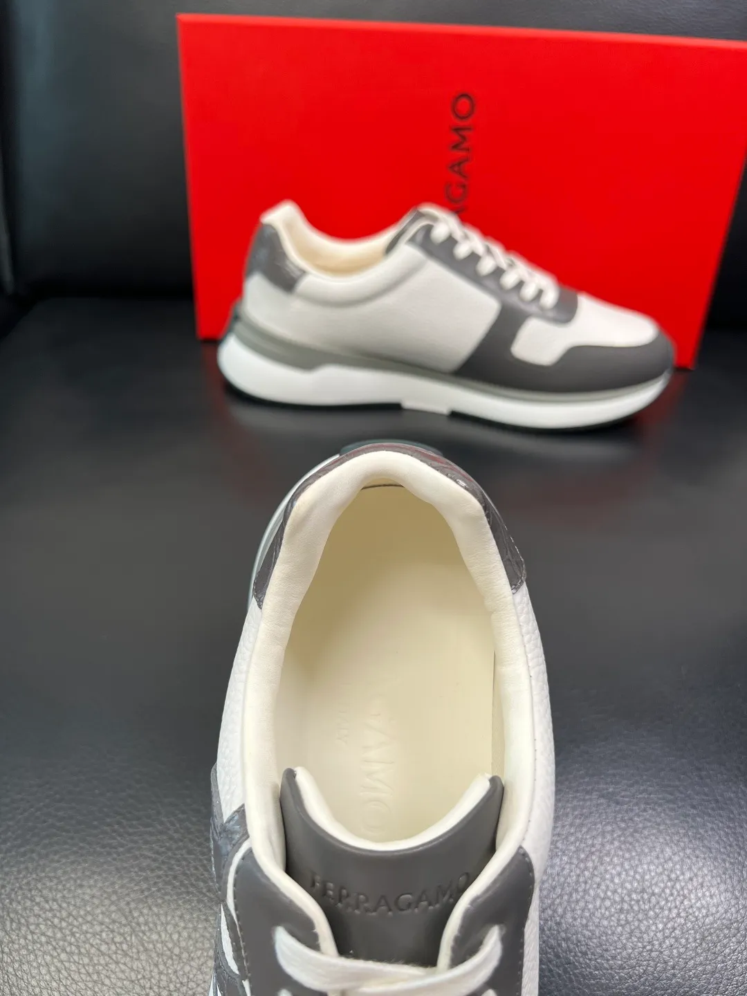 Men's shoes 💰840 Ferragamo High-quality top crafts Ferragamo counters sell original factory configuration at the same time, imported original cowhide from Italy, imported water-dyed cow lining, soles: original factory special original soles are super comfortable, original factory and single goods, welcome to compare at the same time at the counter, code number 38-44 (customized 45 46)